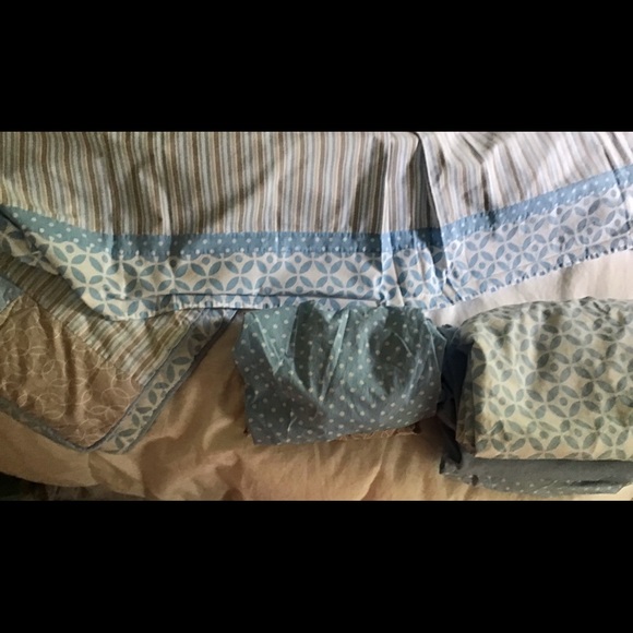 Trend Lab crib bedding set, blue & gray - Picture 3 of 6